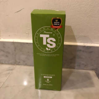 프리미엄 TS 샴푸 — 2점을 준 리뷰어가 2019년 3월 올린 사용 사진