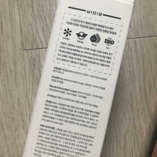 비밀 프리미엄 이너클렌저 - 로즈골드 — 5점을 준 리뷰어가 2018년 3월 올린 사용 사진