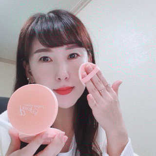 [블랙루즈] 피치 커버 벨벳 쿠션 2종 중 택1 — 5점을 준 리뷰어가 2019년 10월 올린 사용 사진