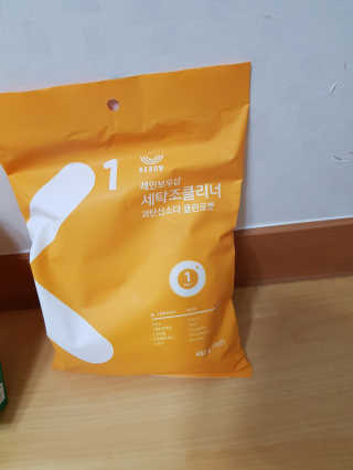 레인보우샵 올인원세탁세제,베이킹소다 스틱포6개입+세탁조클리너 — 5점을 준 리뷰어가 2018년 4월 올린 사용 사진