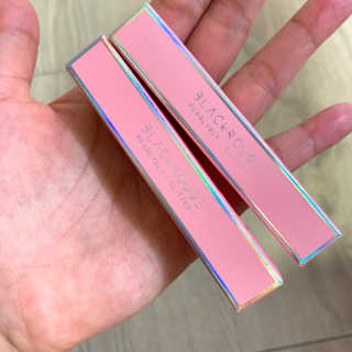 [블랙루즈] 펄블리 아이 글리터 2종 — 4점을 준 리뷰어가 2019년 1월 올린 사용 사진