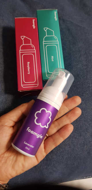 폼글 I foamgle [폼글] 거품가글 50ml 3종 - 민트, 라벤더, 라즈베리 — 4.5점을 준 리뷰어가 2019년 11월 올린 사용 사진