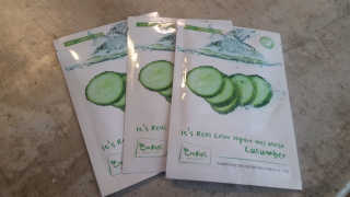 CRE8SKIN(크리에이트스킨) It's Real Color Cucumber — 3.5점을 준 리뷰어가 2017년 6월 올린 사용 사진