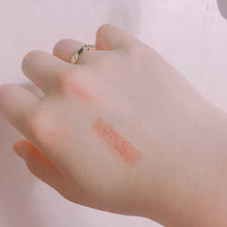 헤이미쉬 데일리즘 코랄릭 스틱 아이 섀도우 — 4.33점을 준 리뷰어가 2018년 3월 올린 사용 사진