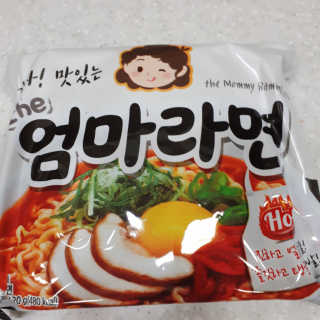 라면 그대로가 제일 맛있는 더엄마라면 — 3점을 준 리뷰어가 2019년 9월 올린 사용 사진