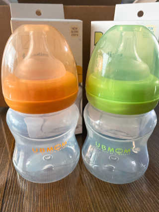 유비맘 신생아젖병 120ml 트리플팩_ 젖꼭지 포함 — 5점을 준 리뷰어가 2020년 3월 올린 사용 사진