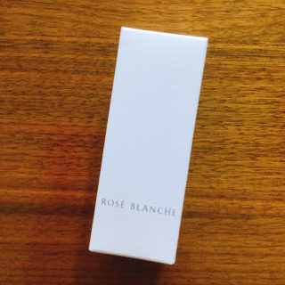 ROSE BLANCHE 로제블랑쉐 인텐시브 수딩 세럼 — 4.5점을 준 리뷰어가 2019년 7월 올린 사용 사진