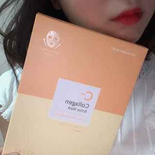클리앳 콜라겐 액티브 마스크 10매 — 5점을 준 리뷰어가 2019년 7월 올린 사용 사진