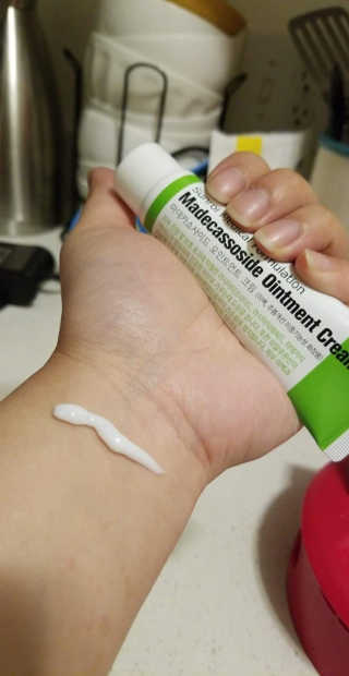 선로이 마데 카소 사이드 크림 50g 1.7Oz — 4점을 준 리뷰어가 2019년 5월 올린 사용 사진