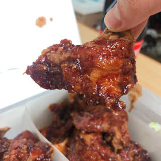 [치킨마루]-  빠사칸레드 + 콜라 500ml — 4.5점을 준 리뷰어가 2019년 5월 올린 사용 사진