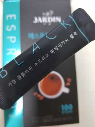 (주)쟈뎅 쟈뎅 에스프레소 스틱 아메리카노 블랙 — 5점을 준 리뷰어가 2018년 10월 올린 사용 사진
