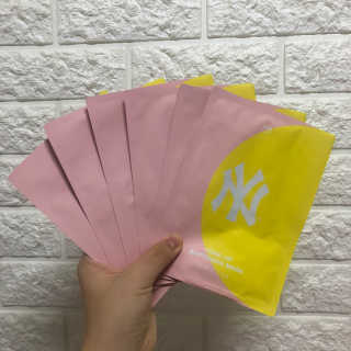 MLB COSMETICS [MLB PLAY] 톤업 화이트닝 마스크 1BOX — 3점을 준 리뷰어가 2019년 9월 올린 사용 사진