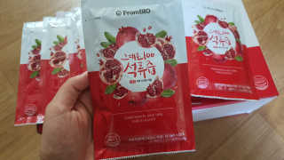 프롬바이오 오직 석류만 [그대로100 석류즙] 하루 1포로 건강하게 — 5점을 준 리뷰어가 2019년 10월 올린 사용 사진