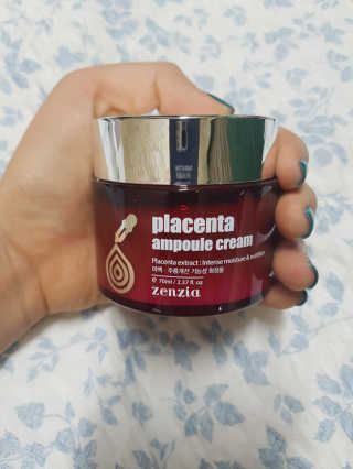 젠지아 플라센타 앰플크림 70ml — 5점을 준 리뷰어가 2019년 8월 올린 사용 사진