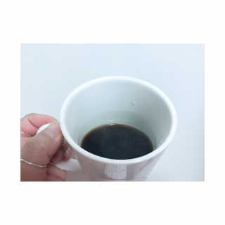 한국맥널티 아이브루 헤이즐넛향 100T — 5점을 준 리뷰어가 2019년 11월 올린 사용 사진