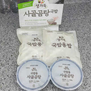 [풀무원] 사골곰탕국밥 황태해장국밥 — 4.83점을 준 리뷰어가 2018년 6월 올린 사용 사진