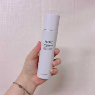 AHC 에이 에이치 씨 미니멀 10 워터리 에센스 — 4점을 준 리뷰어가 2018년 12월 올린 사용 사진