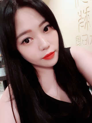 쏘내추럴 셀피 블러 프라이머 — 5점을 준 리뷰어가 2019년 8월 올린 사용 사진