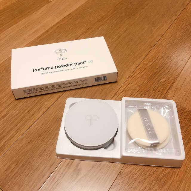입큰 퍼퓸 파우더 팩트 5G 리뷰 사진