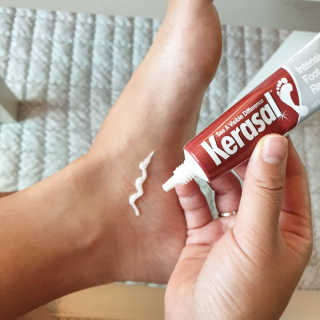 케라셀 풋크림 케라셀 인텐시브 풋 리페어 — 4점을 준 리뷰어가 2019년 10월 올린 사용 사진