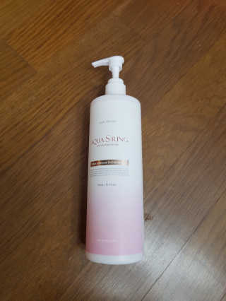 아쿠아큐링 아쿠아S링 퓨어리프레싱 헤어케어 500ml — 5점을 준 리뷰어가 2018년 7월 올린 사용 사진