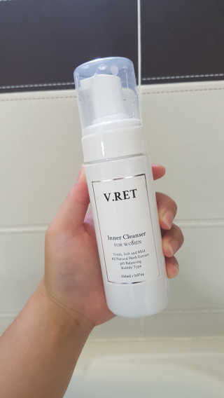 V.RET 브이렛 여성청결제 — 5점을 준 리뷰어가 2018년 9월 올린 사용 사진