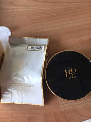 고유에 화이트닝 앰플쿠션 SPF50+, PA++++ — 5점을 준 리뷰어가 2018년 7월 올린 사용 사진