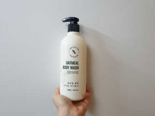 (주)에네스티 내추럴 촉촉  오트밀 바디워시 500ml — 5점을 준 리뷰어가 2019년 12월 올린 사용 사진