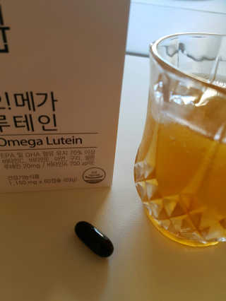 네츄럴굿띵스 오!메가루테인 60일분 — 4.83점을 준 리뷰어가 2018년 8월 올린 사용 사진