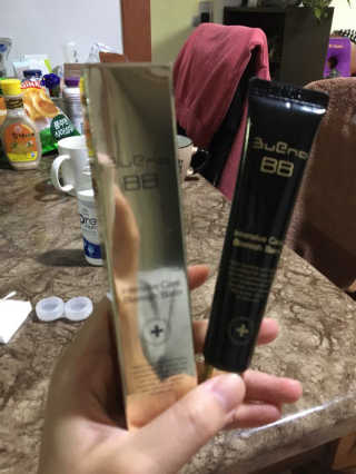브에노 재생비비크림 — 3.83점을 준 리뷰어가 2017년 11월 올린 사용 사진