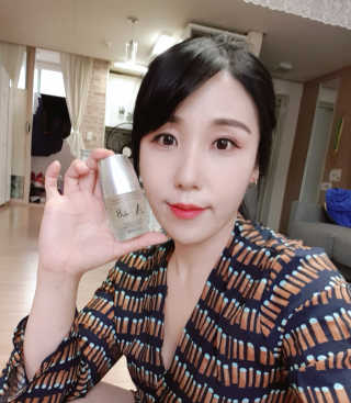 [하킴 코스메틱] 알프48 이바이스 엘럼 — 5점을 준 리뷰어가 2019년 9월 올린 사용 사진