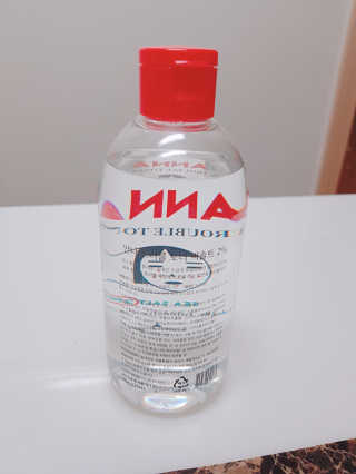 솔테라피 안나 트러블 토너 300ml — 5점을 준 리뷰어가 2019년 5월 올린 사용 사진