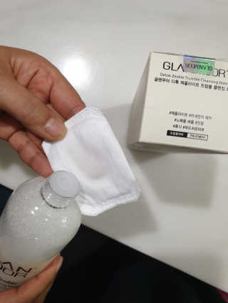 글랜무어 디톡 제올라이트 트럼블 클렌징 워터 — 5점을 준 리뷰어가 2019년 11월 올린 사용 사진