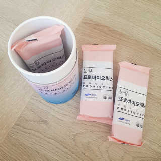 눈길 프로바이오틱스 눈길 콜라겐 프로바이오틱스 — 5점을 준 리뷰어가 2019년 11월 올린 사용 사진