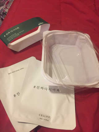 셀비엔 Real kelp facial mask — 4점을 준 리뷰어가 2017년 4월 올린 사용 사진