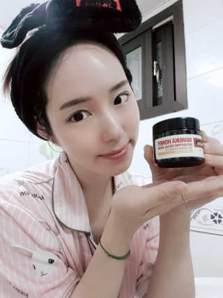 SWISSE 스위스 마누카 허니 디톡시파잉 페이셜 마스크 — 5점을 준 리뷰어가 2019년 12월 올린 사용 사진