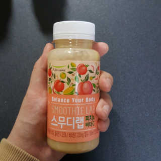 풀무원 스무디랩 피치&비타 — 5점을 준 리뷰어가 2017년 11월 올린 사용 사진