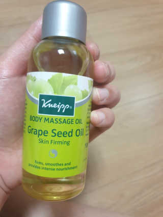 [크나이프] 그레이프씨드 슬리밍 마사지오일 100ml — 5점을 준 리뷰어가 2019년 9월 올린 사용 사진