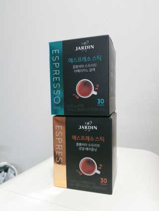 (주)쟈뎅 쟈뎅 에스프레소 스틱 [블랙+헤이즐넛 set] — 5점을 준 리뷰어가 2020년 3월 올린 사용 사진