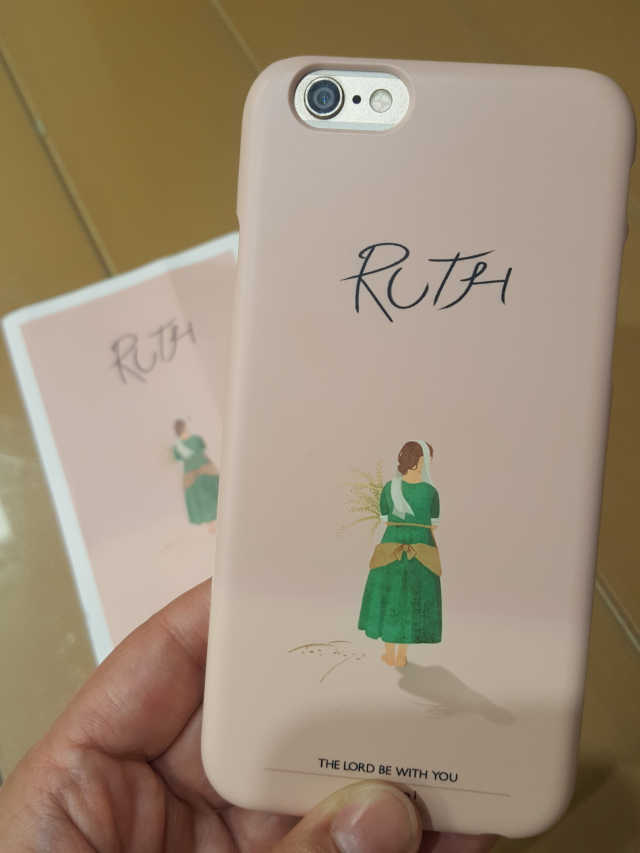 로지로이 일러스트레이션 휴대폰케이스 리뷰 사진