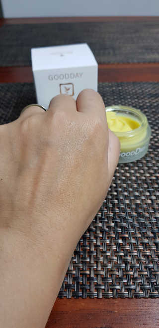 GoodDay Skincare GoodDay 강황 크림 — 5점을 준 리뷰어가 2019년 8월 올린 사용 사진