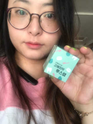 솔테라피 씹는 고체치약 투스탭 스파클레몬 6정 x 5박스 — 4점을 준 리뷰어가 2019년 6월 올린 사용 사진