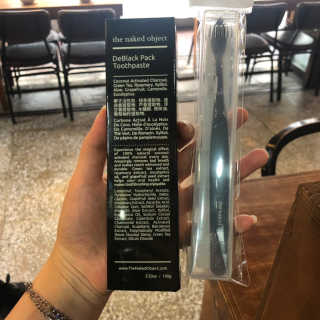 the naked object 디블랙팩치약 디블랙칫솔 세트 — 5점을 준 리뷰어가 2019년 6월 올린 사용 사진