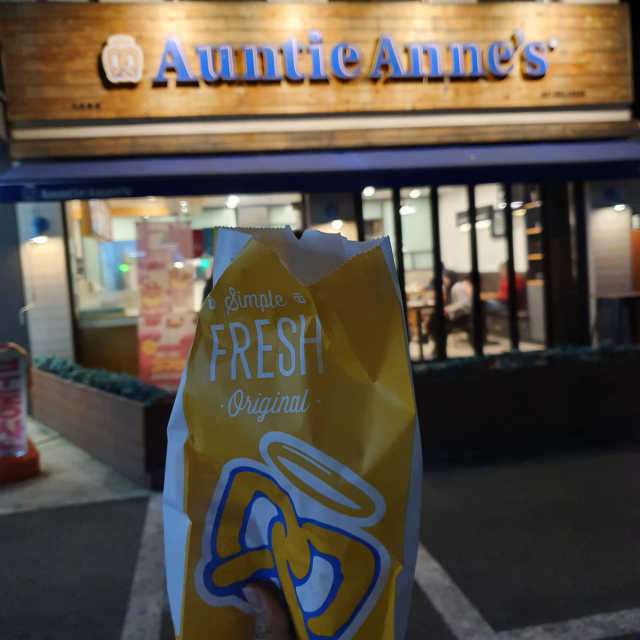 [앤티앤스 프레즐 서초본점] 고구마 크림치즈스틱 2인 리뷰 사진