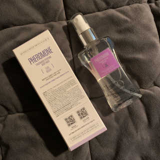 레드컨테이너 페로몬향 퍼퓸 바디미스트 80ml — 4점을 준 리뷰어가 2020년 1월 올린 사용 사진