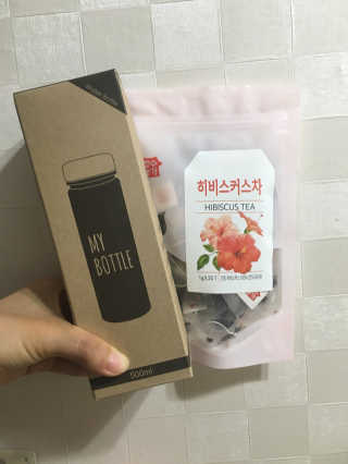 장수농가 브라질너트, 히비스커스 — 5점을 준 리뷰어가 2018년 8월 올린 사용 사진