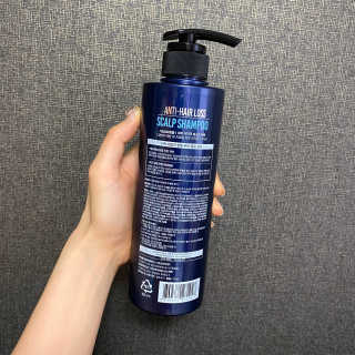 다슈코리아 다슈 단백질 한방 두피 골드 샴푸 500ml +샴푸브러쉬 — 5점을 준 리뷰어가 2020년 1월 올린 사용 사진