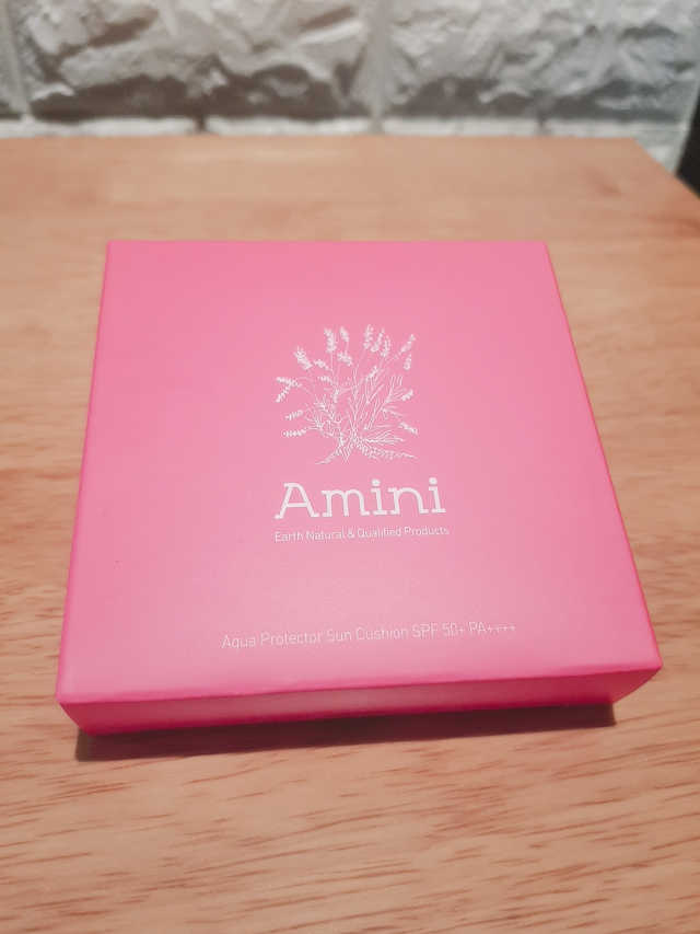 아쿠아 프로텍터 선쿠션 리뷰 사진