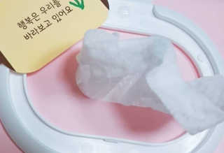 보솜이 아기물티슈 베이비케어 푸에디션 캡 74매 10입 — 5점을 준 리뷰어가 2019년 4월 올린 사용 사진