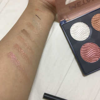 터치인솔 섀도우 팔레트와 젤아이라이너 펄덕후 세트 — 4.83점을 준 리뷰어가 2018년 8월 올린 사용 사진